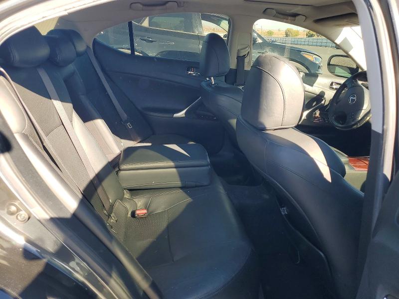 Photo 10 from auction – 2006 LEXUS IS with VIN JTHBE262862006915