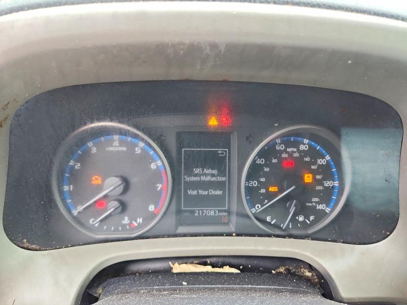 Photo 9 from auction – 2017 TOYOTA RAV4 with VIN 2T3WFREV7HW356650
