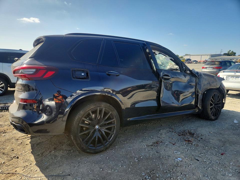 Photo 3 from auction – 2022 BMW X5 with VIN 5UXCR6C02N9M19373