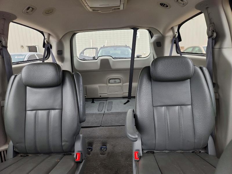 Photo 10 from auction – 2010 DODGE GRAND CARAVAN with VIN 2D4RN5DX3AR123623