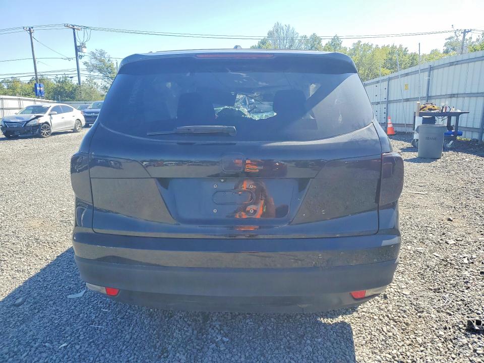 Photo 6 from auction – 2016 HONDA PILOT with VIN 5FNYF6H32GB117657