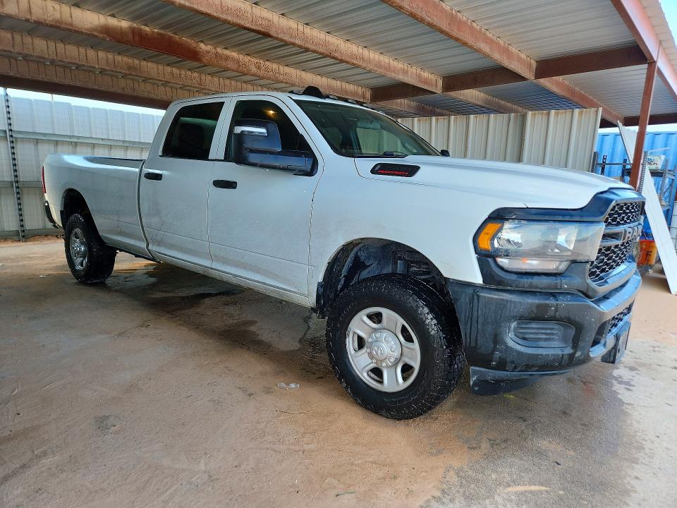 Снимка 4 от търг – 2023 RAM 2500 с VIN 3C6UR5HJ9PG588267