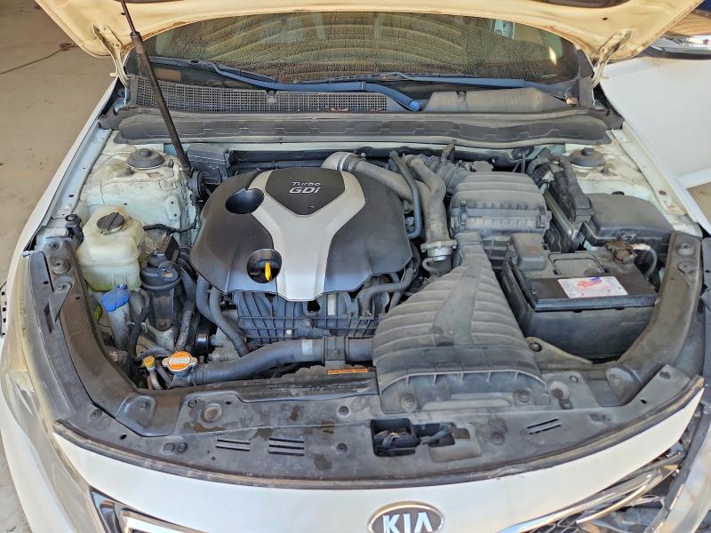 Photo 11 from auction – 2011 KIA OPTIMA with VIN KNAGR4A63B5129397