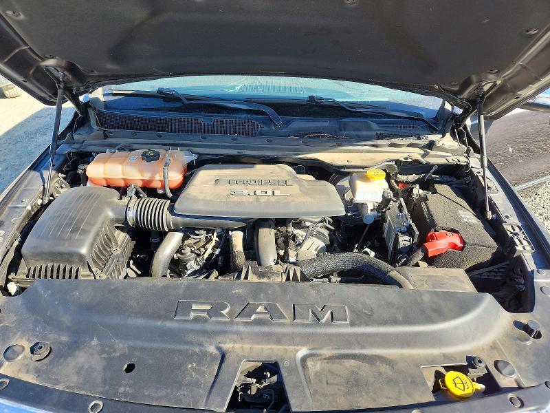Снимка 11 от търг – 2020 RAM 1500 с VIN 1C6SRFHM9LN220308