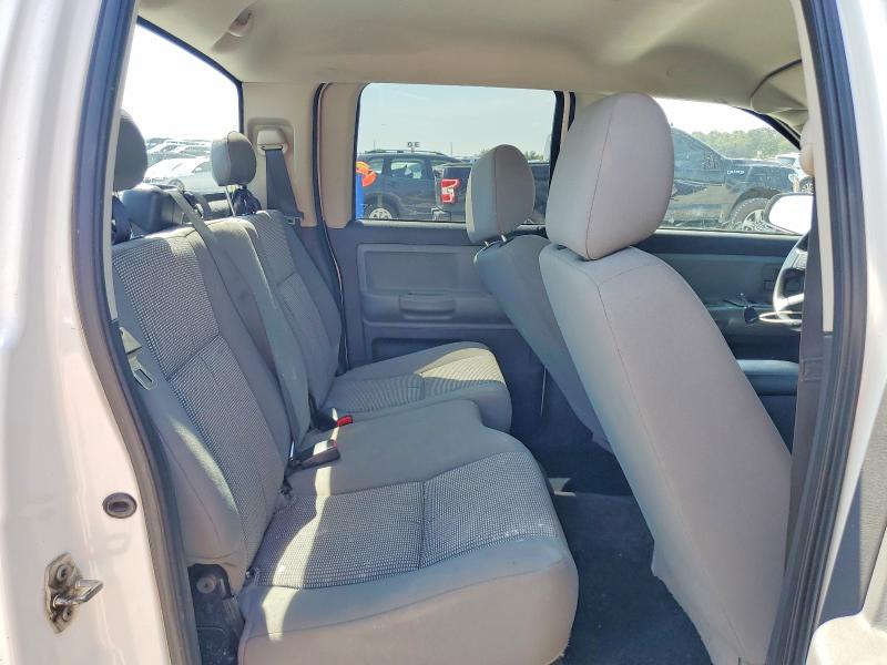 صورة رقم 10 من المزاد - 2011 DODGE DAKOTA مع VIN 1D7RE3GK5BS712535