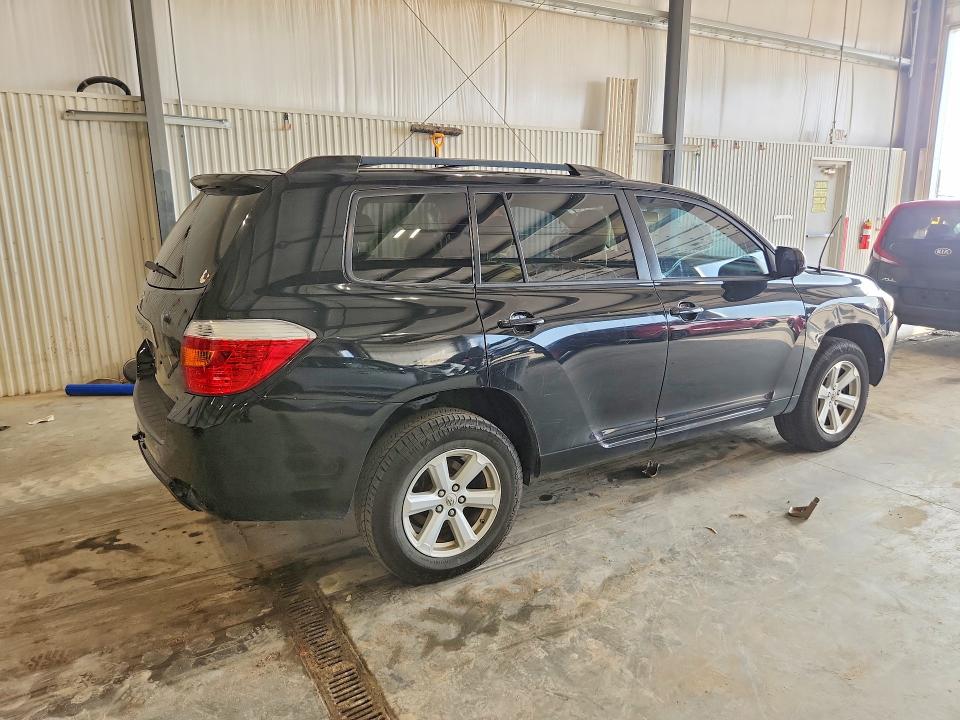Photo 3 from auction – 2010 TOYOTA HIGHLANDER with VIN 5TDZK3EH5AS003850