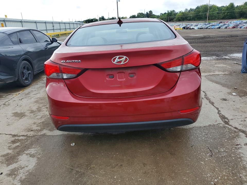 Photo 6 from auction – 2016 HYUNDAI ELANTRA with VIN 5NPDH4AE7GH758751