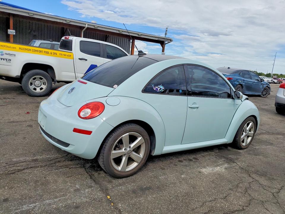 Снимка 3 от търг – 2010 VOLKSWAGEN NEW BEETLE с VIN 3VWRW3AG0AM035328