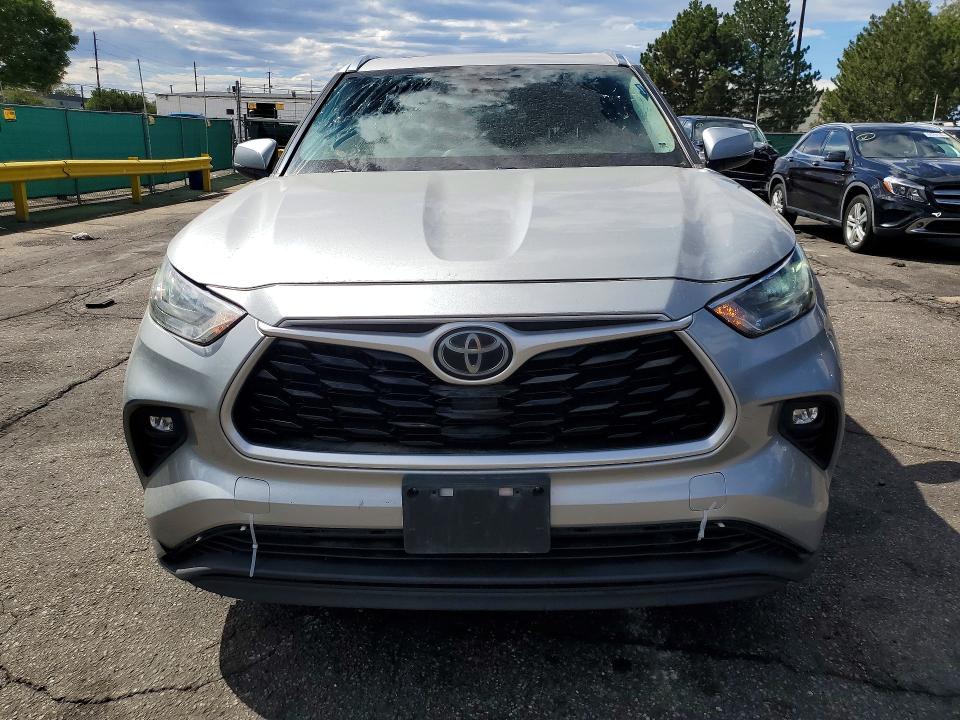 Снимка 5 от търг – 2020 TOYOTA HIGHLANDER с VIN 5TDGZRBH4LS508419