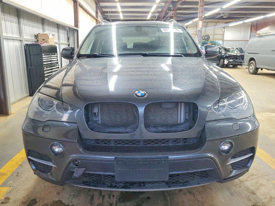 Photo 5 from auction – 2013 BMW X5 with VIN 5UXZV4C52D0E00883