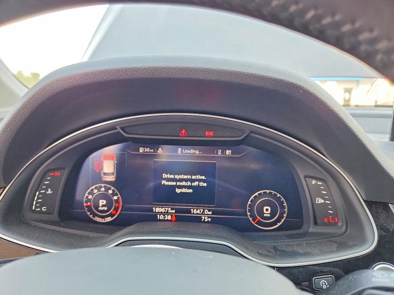 Photo 9 from auction – 2018 AUDI Q7 with VIN WA1VAAF71JD042422
