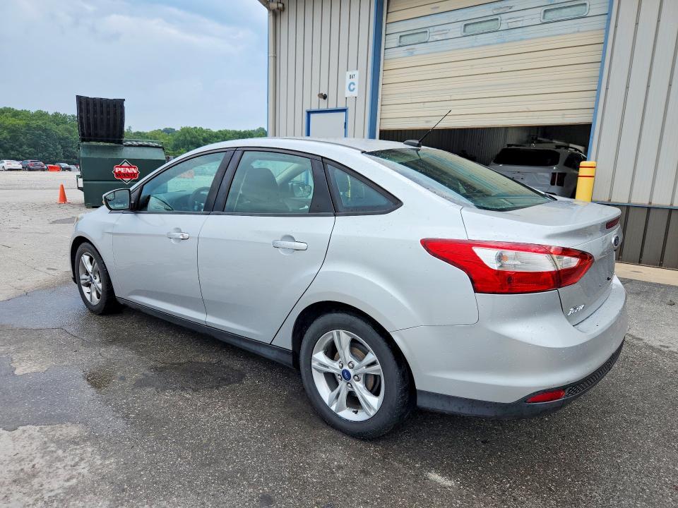 Photo 2 from auction – 2014 FORD FOCUS with VIN 1FADP3F23EL106199