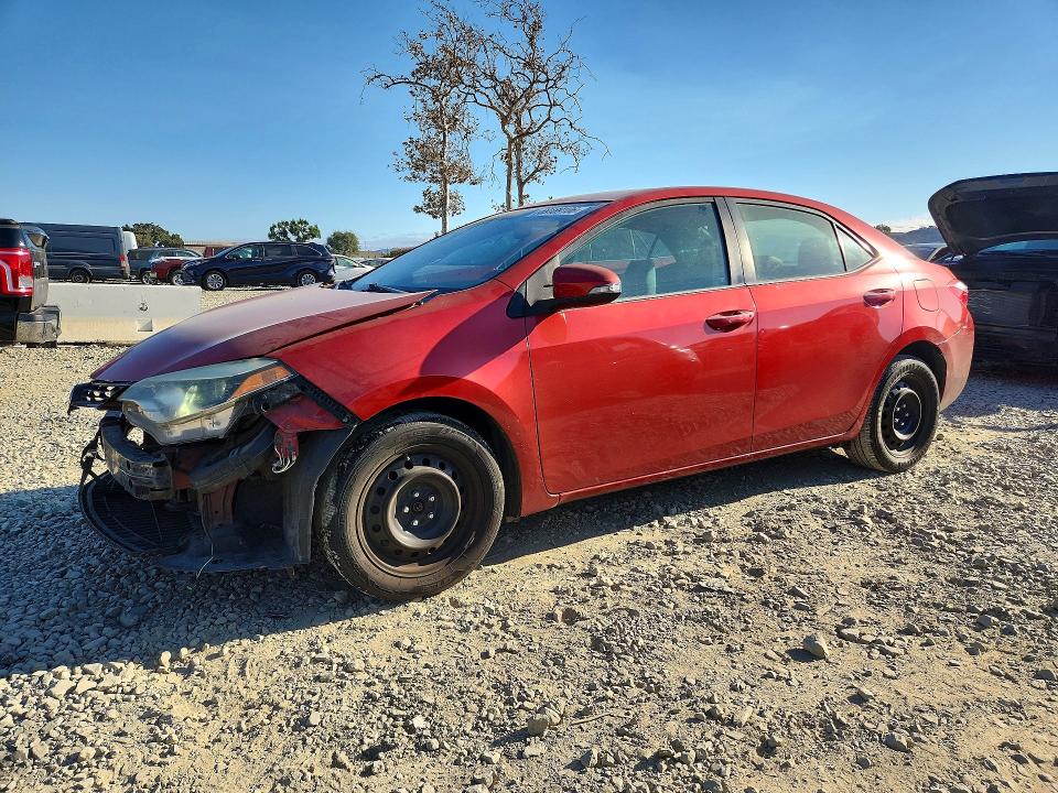 Снимка 1 от търг – 2015 TOYOTA COROLLA с VIN 5YFBURHE3FP294932