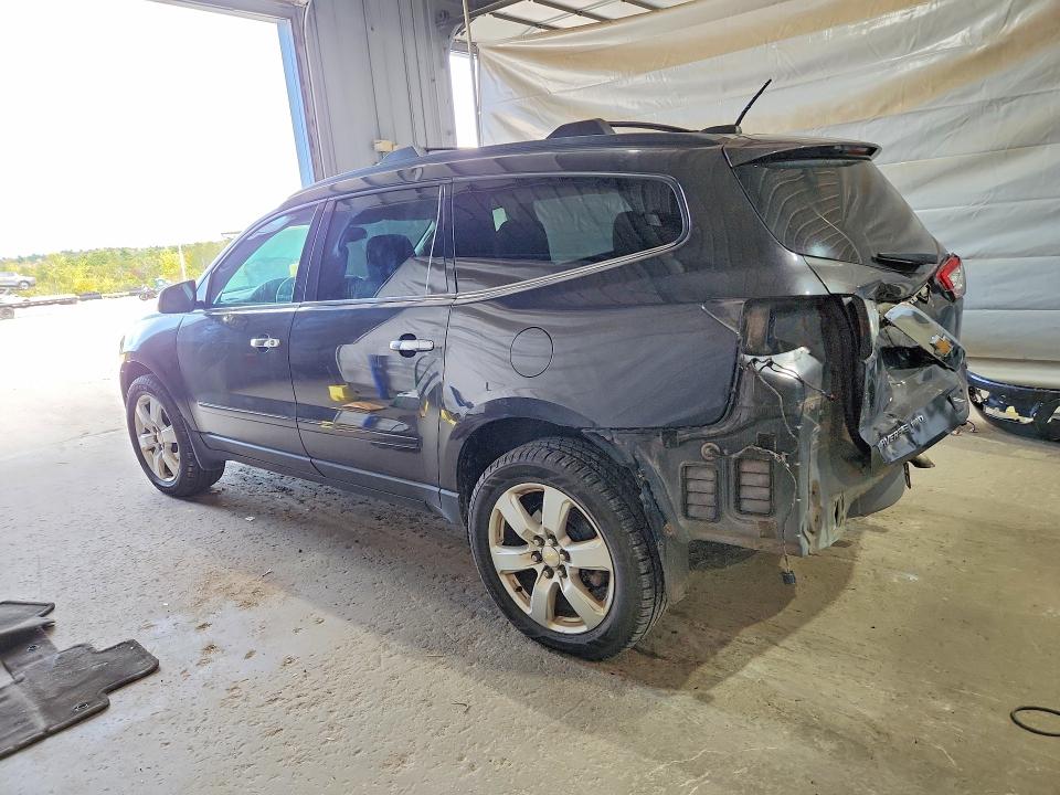 Photo 2 from auction – 2017 CHEVROLET TRAVERSE with VIN 1GNKVGKDXHJ151976
