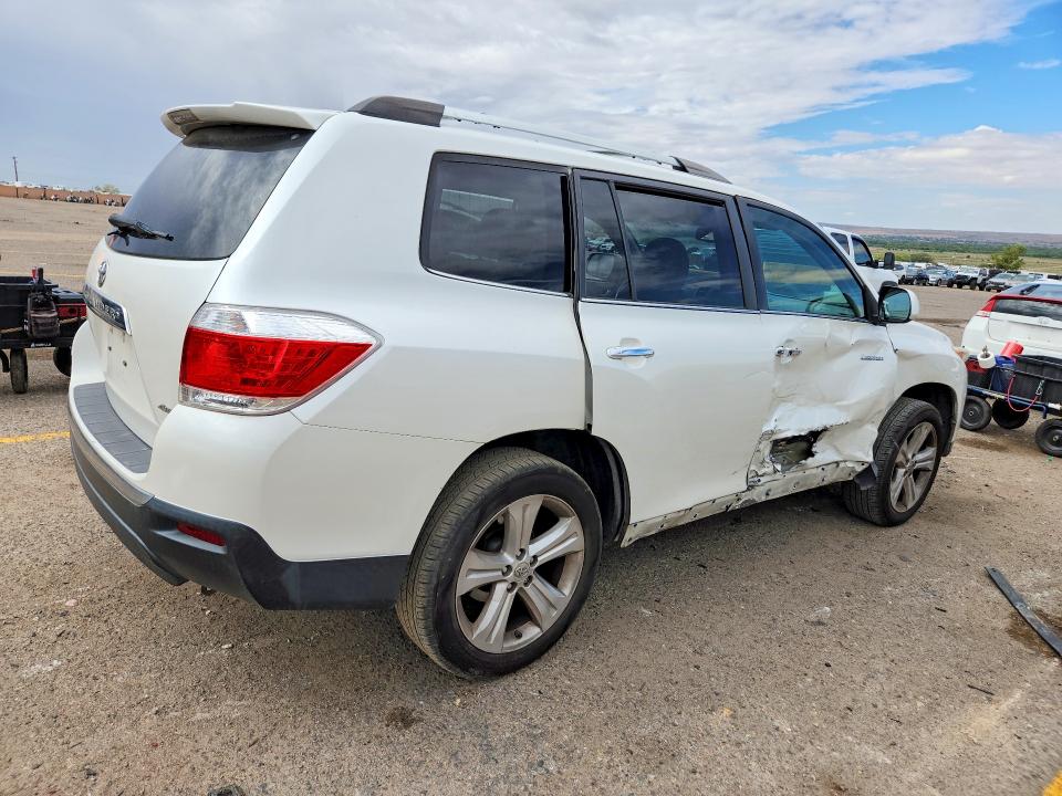 Photo 3 from auction – 2013 TOYOTA HIGHLANDER with VIN 5TDDK3EH6DS259610