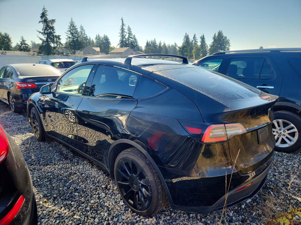 Photo 2 from auction – 2020 TESLA MODEL Y with VIN 5YJYGDEE0LF052762