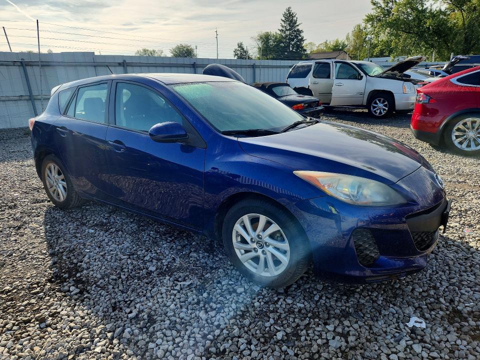 Photo 4 from auction – 2013 MAZDA 3 with VIN JM1BL1M76D1752492