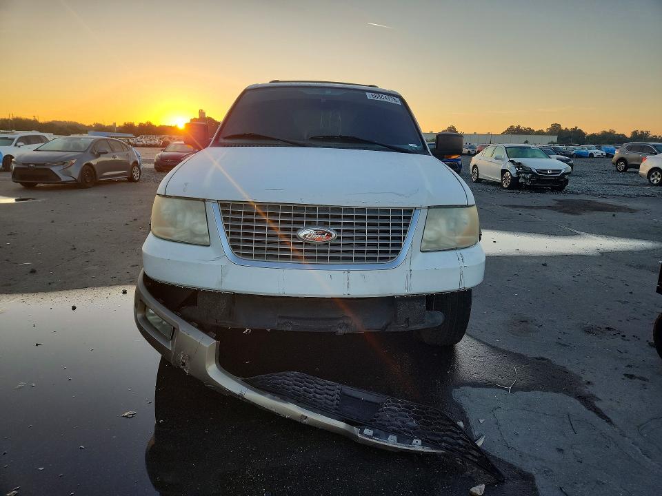 Photo 5 from auction – 2003 FORD EXPEDITION with VIN 1FMPU17L63LB82469