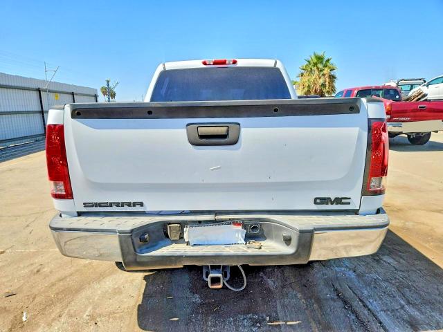 Photo 6 from auction – 2007 GMC NEW SIERRA with VIN 2GTEC13C271725428