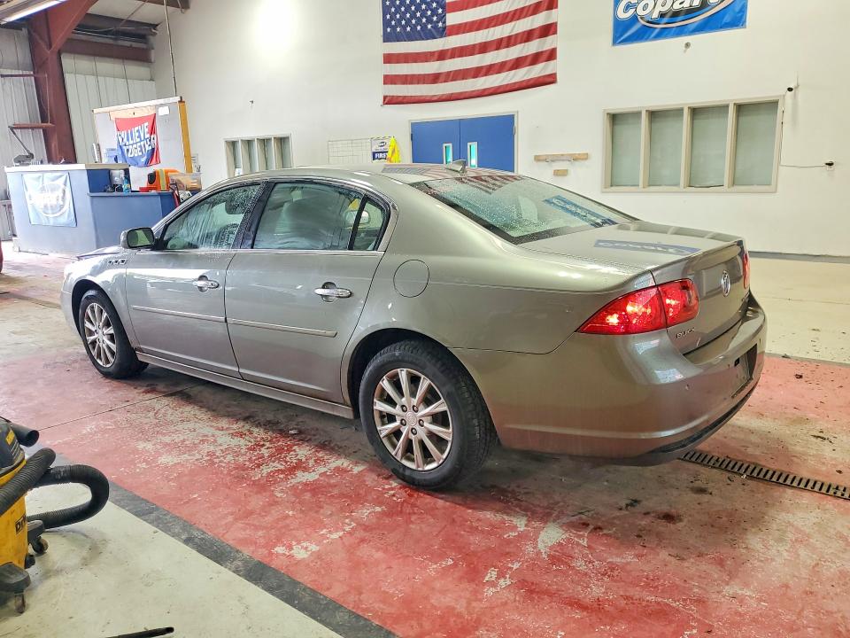 Foto 2 de la subasta – 2010 BUICK LUCERNE con VIN 1G4HC5E1XAU123903
