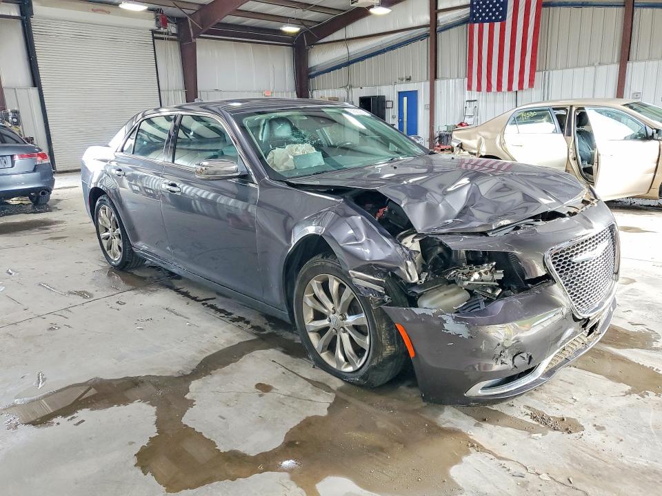 صورة رقم 4 من المزاد - 2018 CHRYSLER 300 مع VIN 2C3CCAKG6JH276107