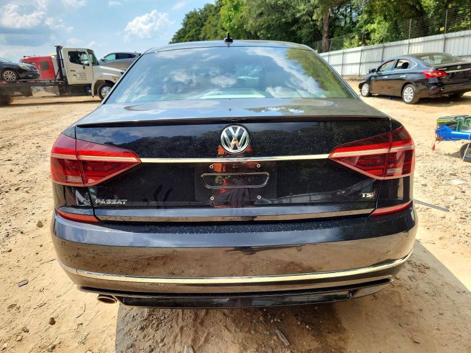 Снимка 6 от търг – 2019 VOLKSWAGEN PASSAT с VIN 1VWMA7A32KC001472