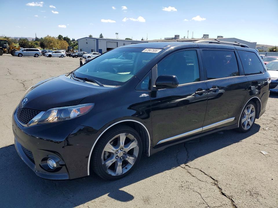 2012 TOYOTA SIENNA - Търг №67847506