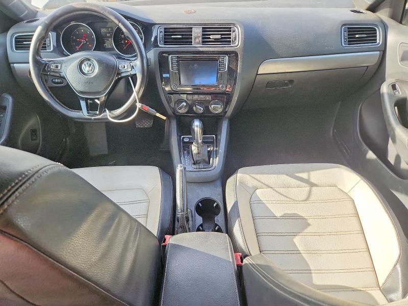 Photo 8 from auction – 2016 VOLKSWAGEN JETTA with VIN 3VWD17AJ7GM240455