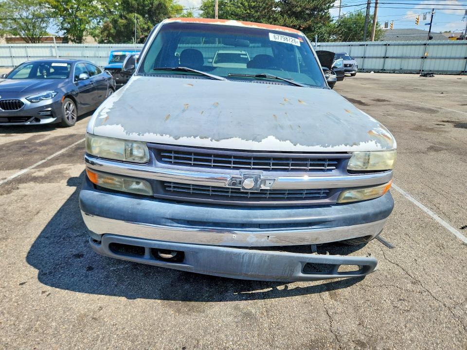 Photo 5 from auction – 1999 CHEVROLET SILVERADO with VIN 2GCEC19V5X1220346