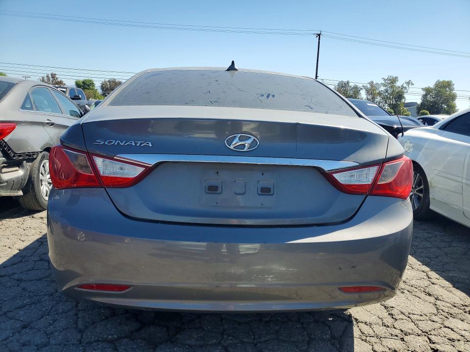 Photo 6 from auction – 2013 HYUNDAI SONATA with VIN 5NPEB4AC9DH530413