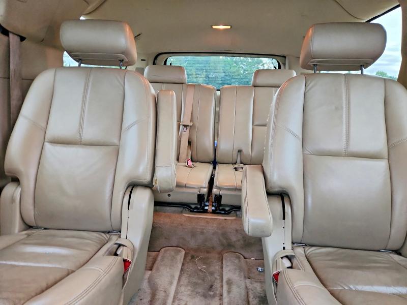 Photo 10 from auction – 2008 CHEVROLET SUBURBAN with VIN 1GNFK16378J247931