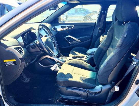 Photo 7 from auction – 2017 HYUNDAI VELOSTER with VIN KMHTC6ADXHU316658