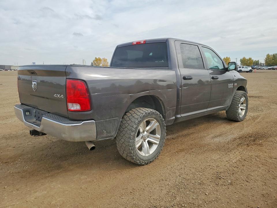 Photo 3 from auction – 2017 RAM 1500 with VIN 3C6RR7KT4HG544187