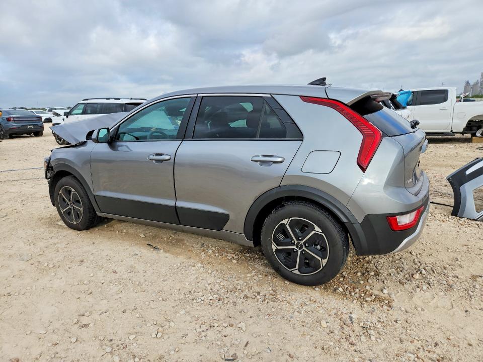 Photo 2 from auction – 2026 KIA NIRO with VIN KNDCP3LE9T5363664