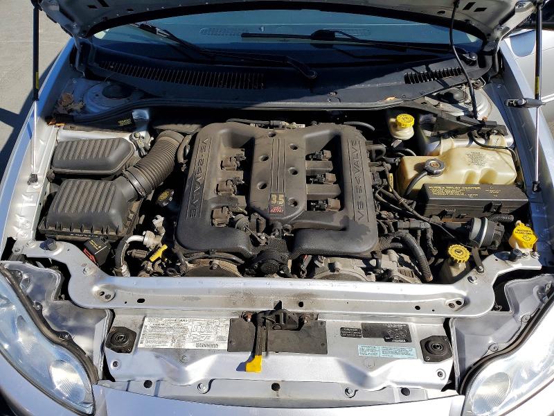 Photo 11 from auction – 2001 CHRYSLER LHS with VIN 2C3HC56G61H584689