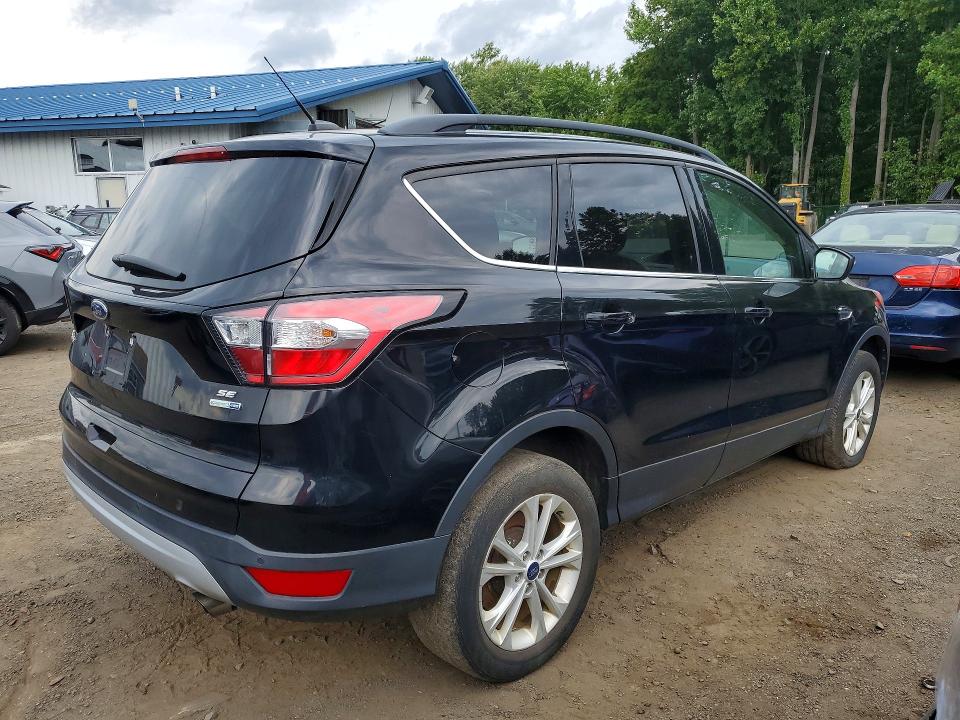 Foto 3 de la subasta – 2018 FORD ESCAPE con VIN 1FMCU9GD9JUB76128