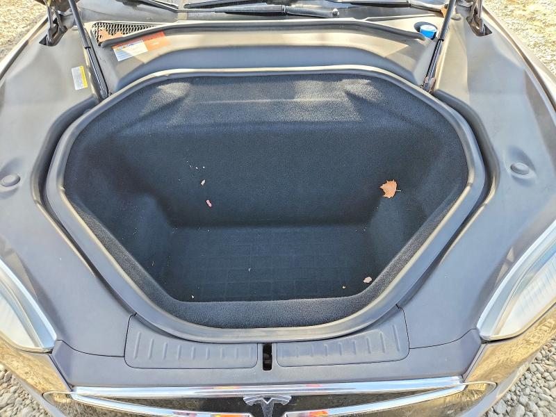 Photo 11 from auction – 2015 TESLA MODEL S with VIN 5YJSA1H22FF090084