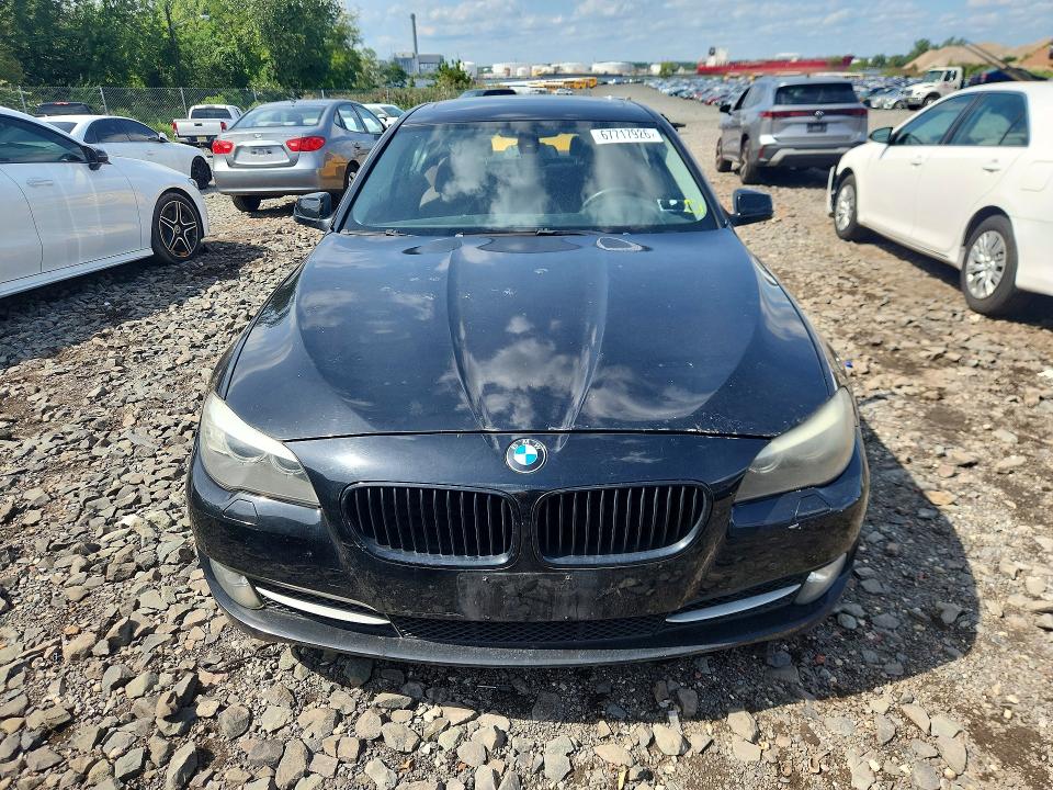 صورة رقم 5 من المزاد - 2011 BMW 535 مع VIN WBAFR7C52BC604387