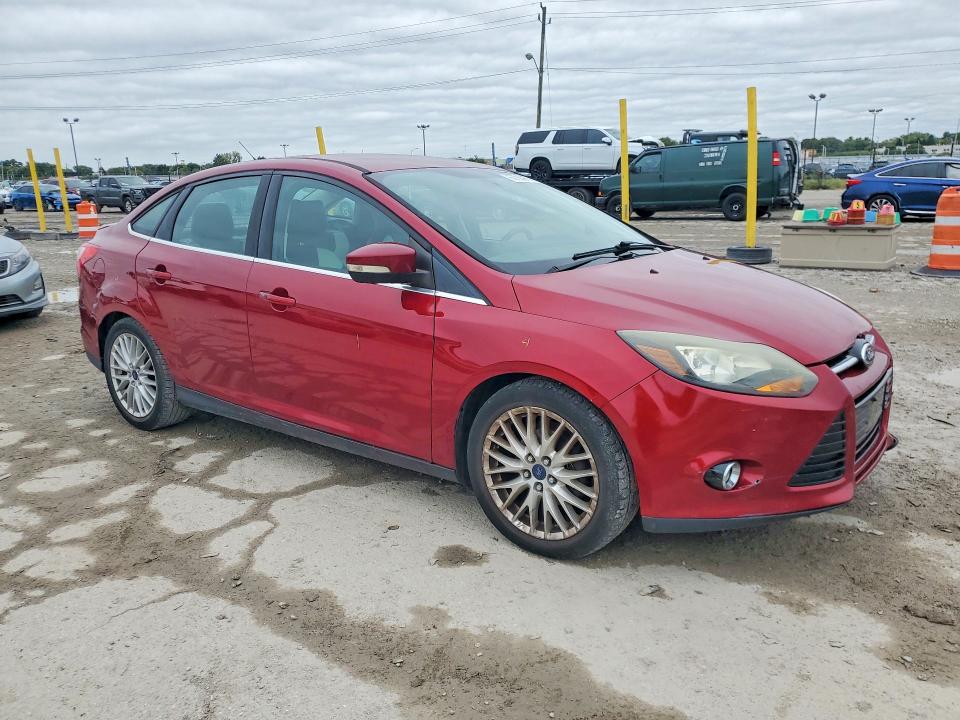Photo 4 from auction – 2014 FORD FOCUS with VIN 1FADP3J28EL407297