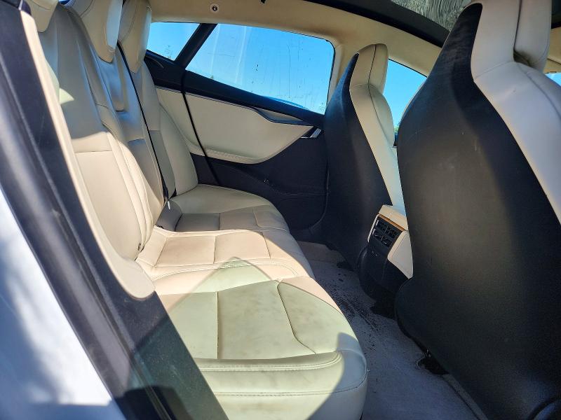 Photo 10 from auction – 2019 TESLA MODEL S with VIN 5YJSA1E23KF304109