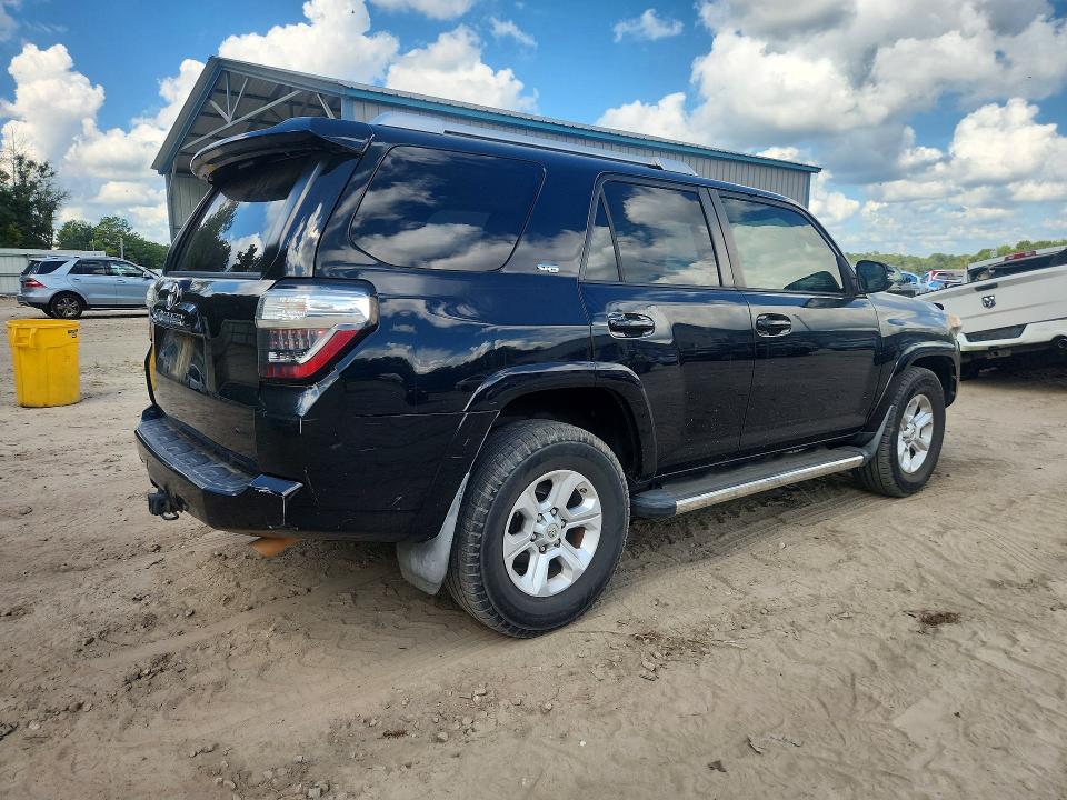Photo 3 from auction – 2016 TOYOTA 4RUNNER with VIN JTEZU5JR5G5121394