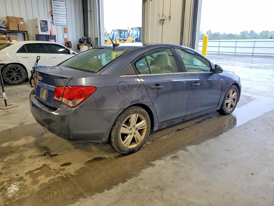 Photo 3 from auction – 2014 CHEVROLET CRUZE with VIN 1G1P75SZ4E7162532