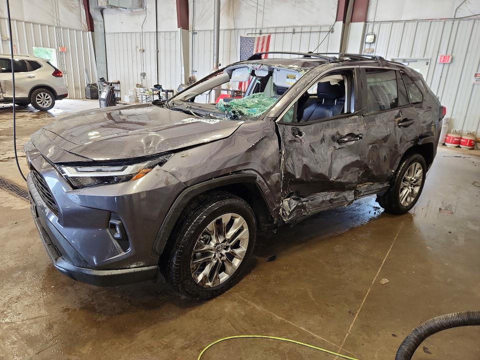 TOYOTA RAV4 2024 with VIN 2T3A1RFV1RC401477 - Photo from auction
