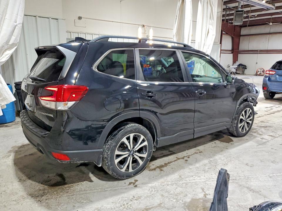 Photo 3 from auction – 2021 SUBARU FORESTER with VIN JF2SKASC6MH564602