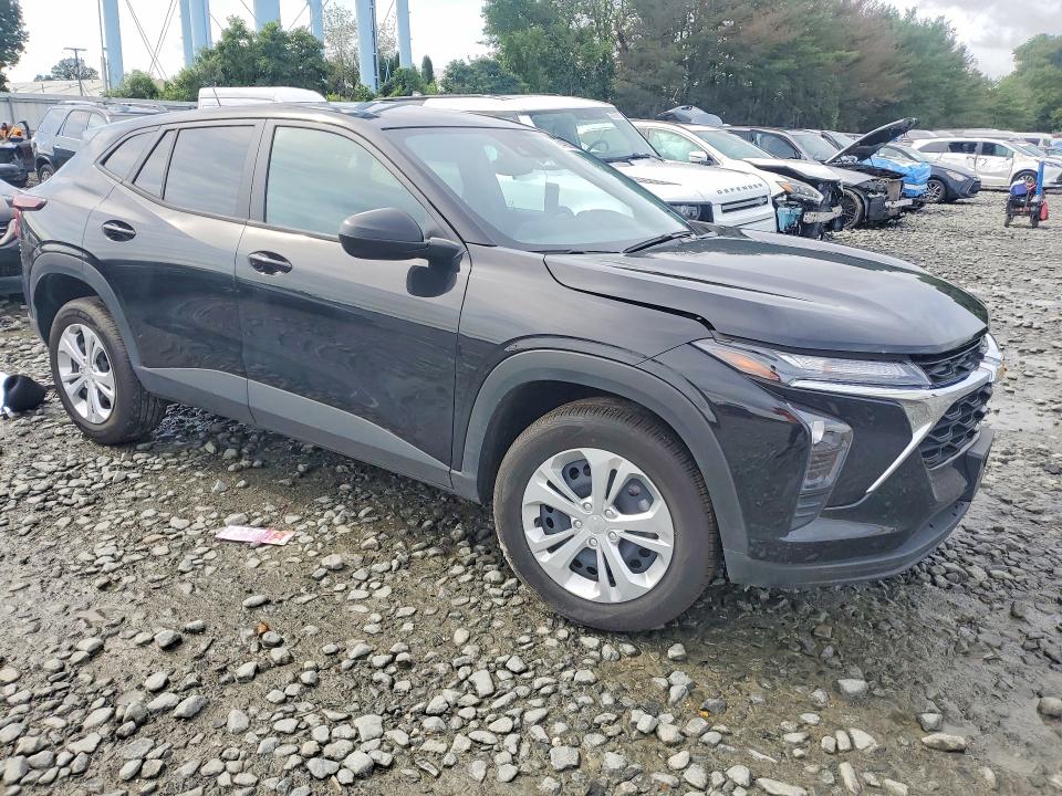 Фото 4 с аукциона – 2025 CHEVROLET TRAX с VIN KL77LFEP1SC229364