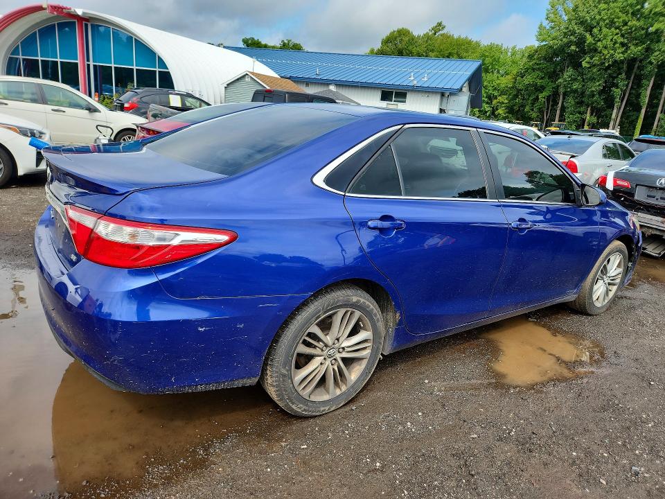 Photo 3 from auction – 2015 TOYOTA CAMRY with VIN 4T1BF1FK0FU882967