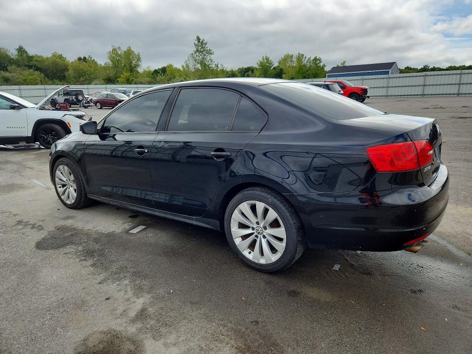 Photo 2 from auction – 2011 VOLKSWAGEN JETTA with VIN 3VW2K7AJ4BM306375