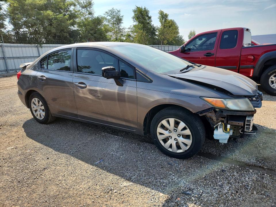 Photo 4 from auction – 2012 HONDA CIVIC with VIN 19XFB2F55CE024437