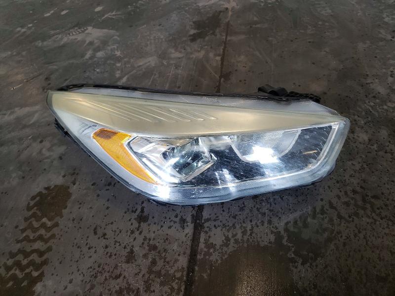Zdjęcie 13 z aukcji – 2017 FORD ESCAPE z VIN 1FMCU9GD1HUC23761