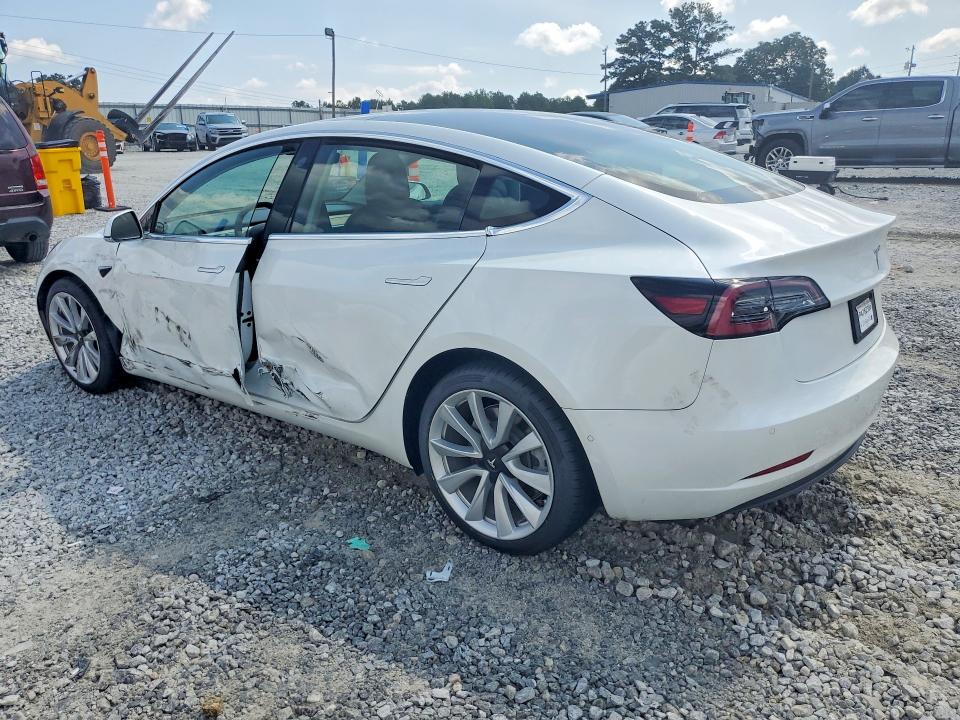 Photo 2 from auction – 2020 TESLA MODEL 3 with VIN 5YJ3E1EA6LF738042